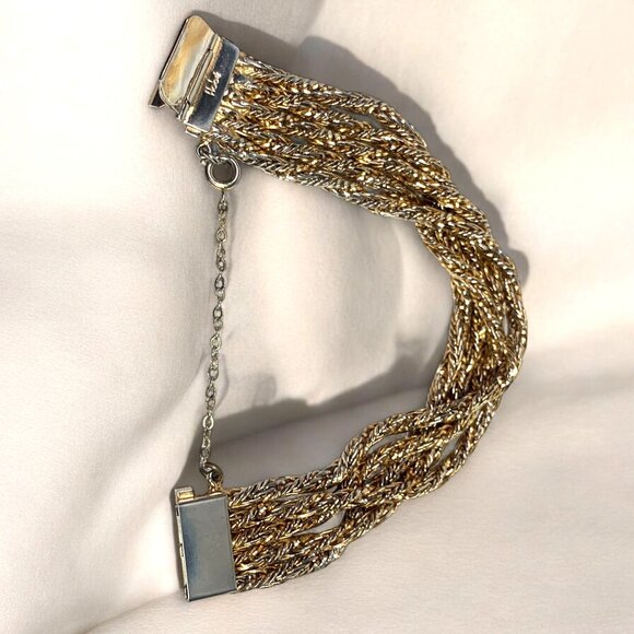 Vintage Hobe Multi-Strand Gold-Tone Rope Chain Bracelet With Fold-Over Clasp - Picture 6 of 8